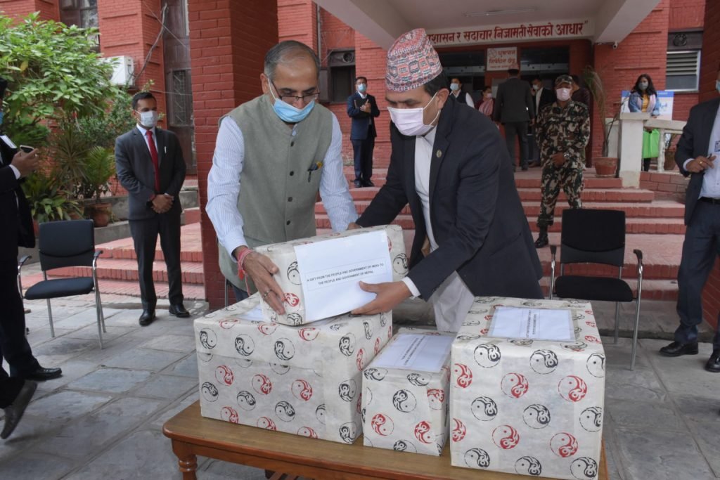 कोभिड–१९ विरुद्ध लड्न भारतद्धारा नेपाललाई २३ टन अत्यावश्यक औषधि प्रदान