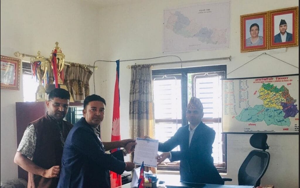 मानिसलाई ठक्कर दिएर भाग्ने सवारीसाधनको पहिचान गरी कारबाही गर्न माग