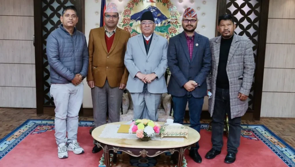 सुदूरपश्चिमको मुख्यमन्त्री बन्न बालुवाटार र बालकोटमा दौडधुप, चाबी नागरिक उन्मुक्तिसँग