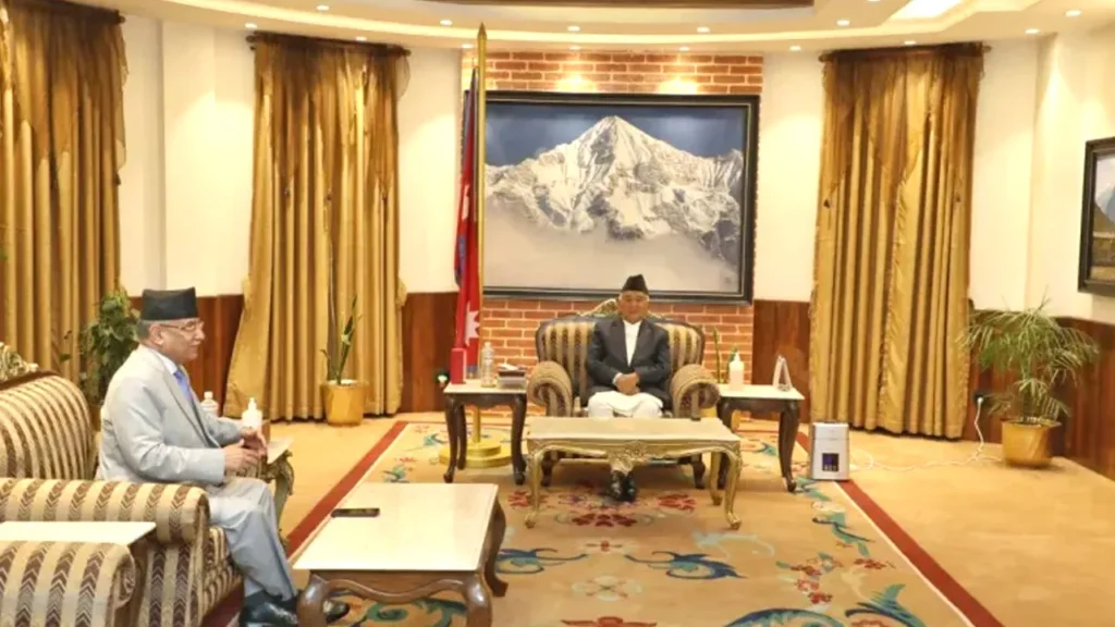 राष्ट्रपति पौडेल भेट्न प्रधानमन्त्री प्रचण्ड शीतल निवासमा