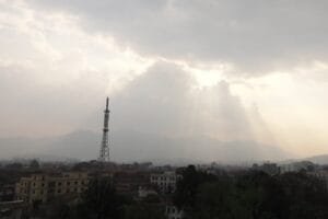आज देशभर भारी र मध्यम वर्षाको सम्भावना