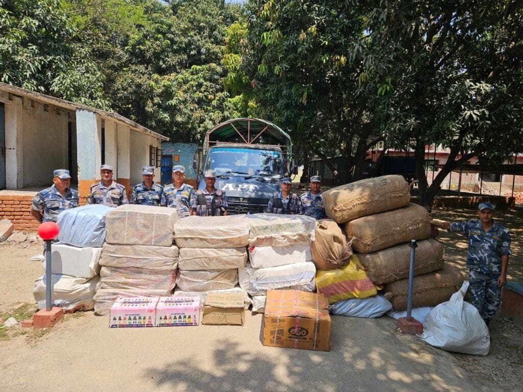 रौतहट प्रहरीद्वारा २४ लाख बढिको तस्करीको सामान बरामद&nbsp;