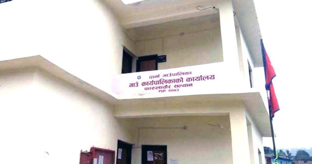 प्रधानमन्त्रीले प्रशासकीय भवन उद्घाटन गर्ने भएपछि पालिकाभरी सार्बजनिक बिदा