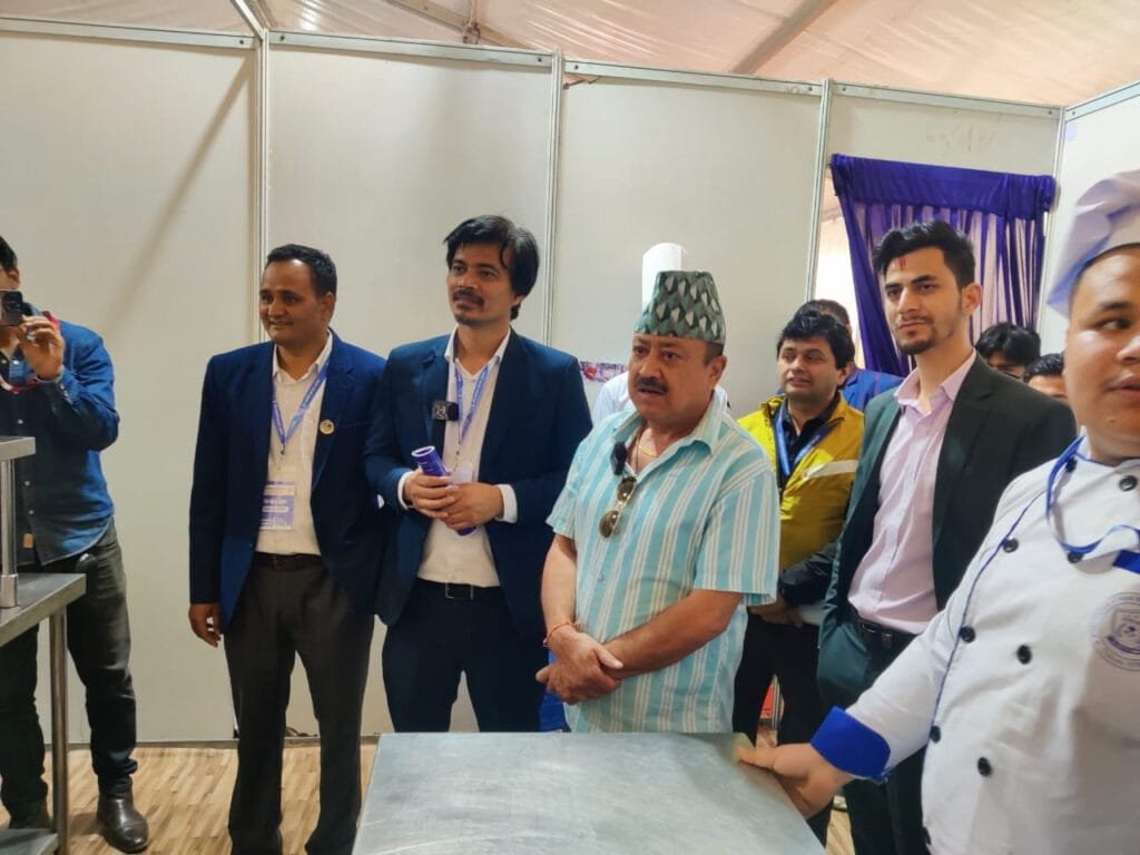 टुँडिखेलको सीप मेला अवलोकनपछि मेयर हमालक‍ोप्रस्ताव- धनगढीमा पनि गरौं
