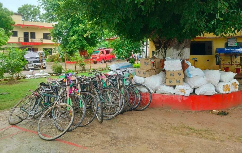 भारततर्फ तस्करी गर्न लागिएको मदिरा सशस्त्र प्रहरीद्वारा बरामद