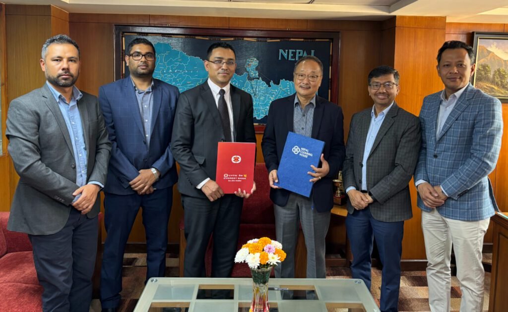 एभरेष्ट बैंक र एनसीएचएलबीच अलिपेमा अन्तरदेशीय भुक्तानी गर्ने सम्झौता