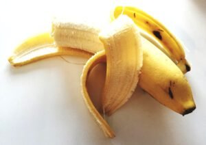 केराको बोक्रा नफाल्नुहोस, यसले दिन्छ छालालाई आश्चर्यजनक फाइदा