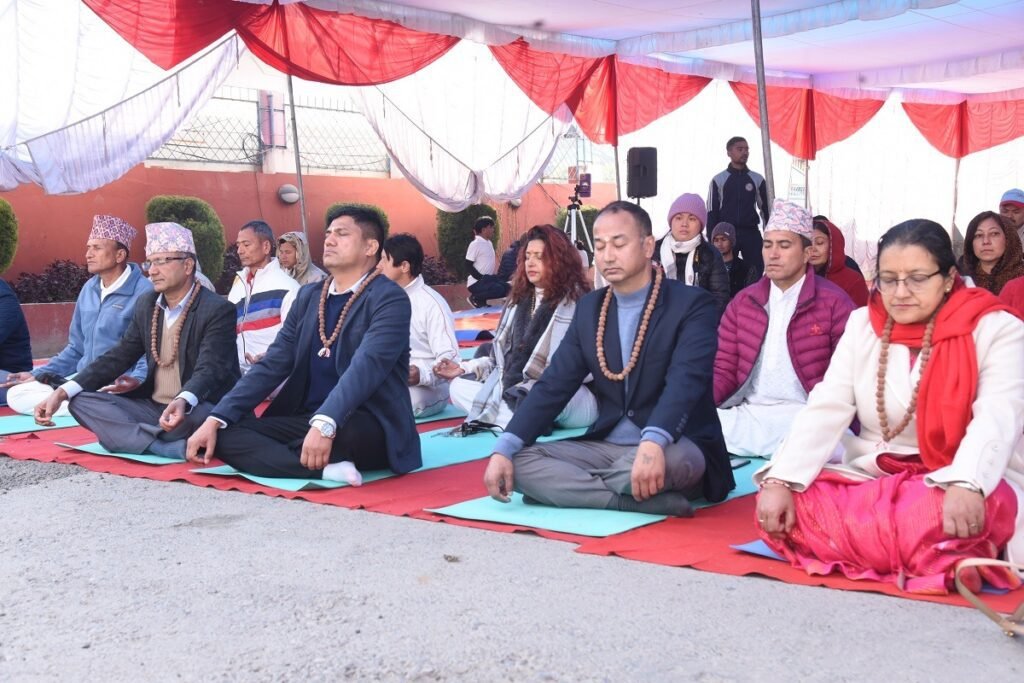 योग दिवसः काठमाडौँ महानगरपालिकाले ७ दिनसम्म योगा सिकाउने