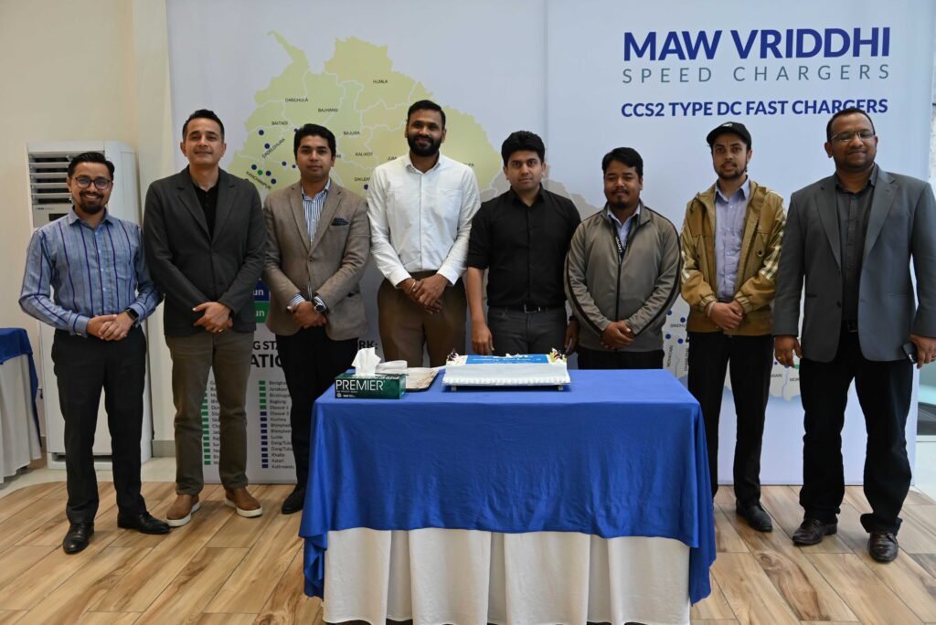 एमएडब्ल्यू वृद्धिले नेपालभर सय भन्दाबढी ईभी चार्जिङ स्टेशनहरूको कोशेढुङ्गा मनाउँदै