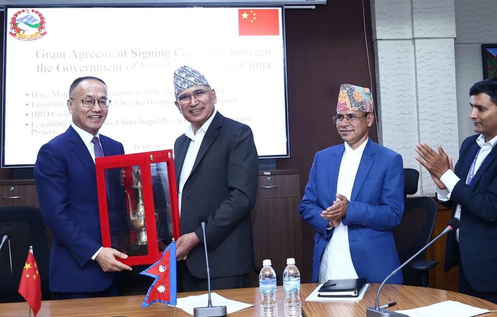रसुवा गढी बाढी पछिको पुनर्निर्माणमा सघाउने चिनीयाँ प्रतिबद्धता
