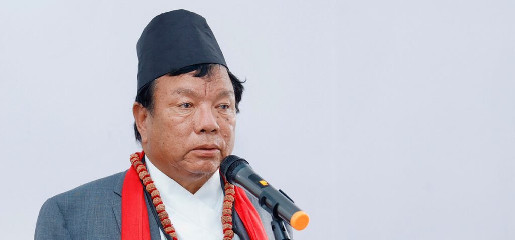 ओली कुटीको डिजाइनप्रति शिक्षामन्त्री पुनको व्यंग्य : इञ्जिनियरलाई कारबाही गर्नुपर्छ