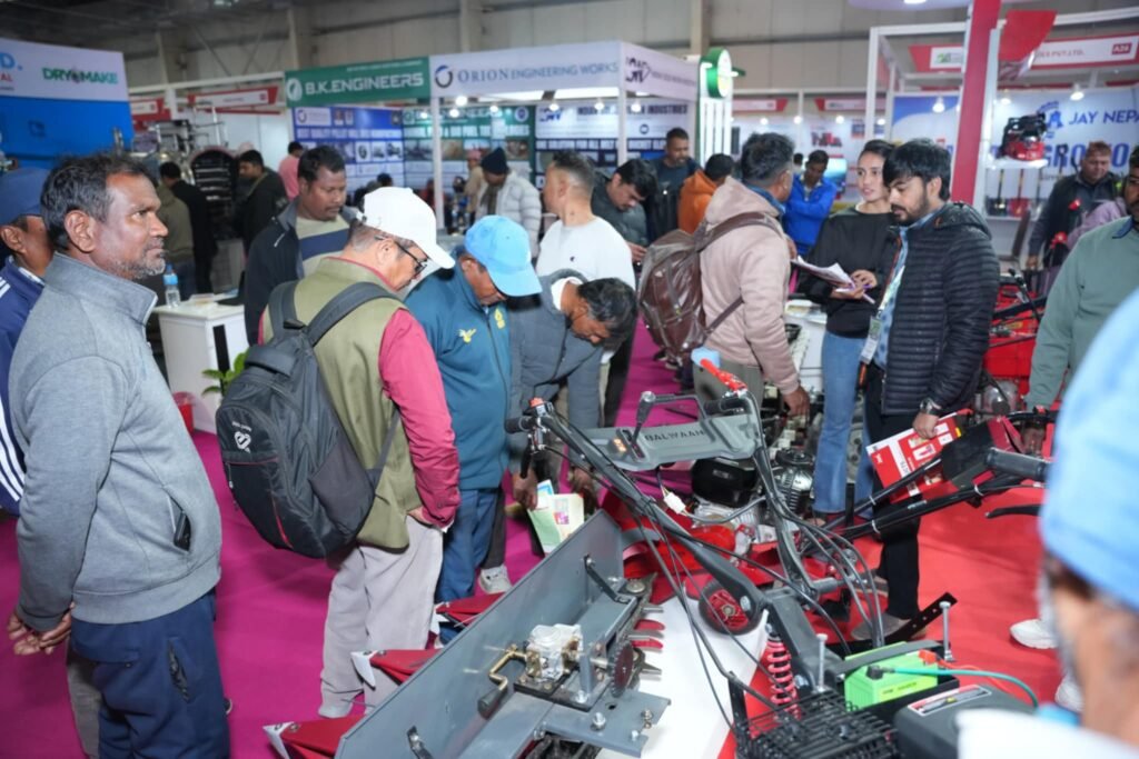 एग्रीटेक एक्स्पोको दोस्रो दिन १७ हजार बढीले गरे अवलोकन : इभी ट्रकमा आकर्षण