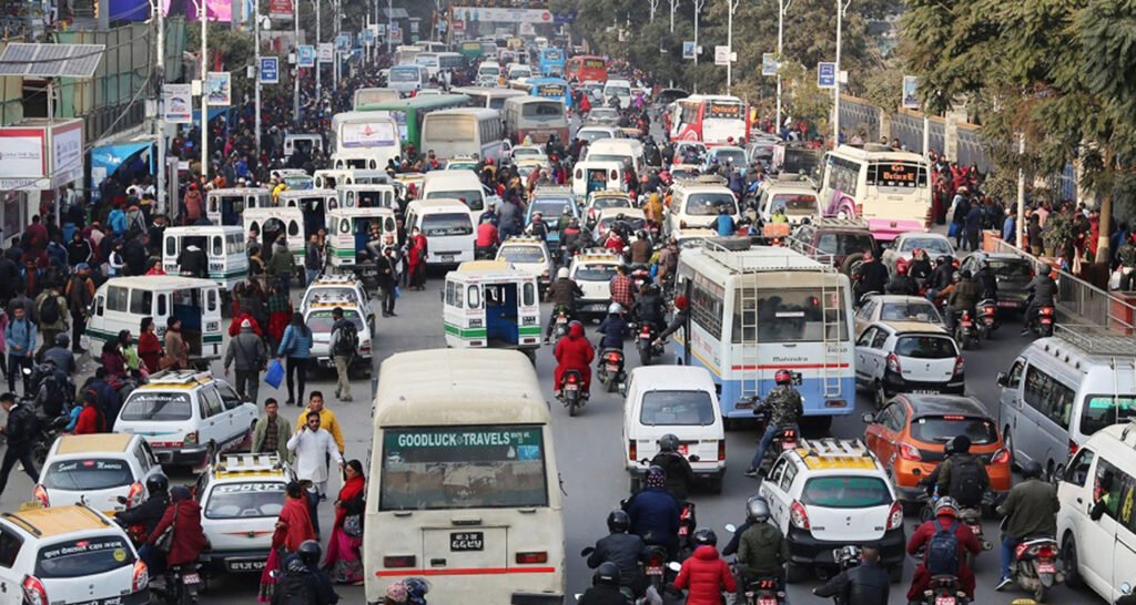 सार्वजनिक यातायातमा विद्यार्थीलाई ४५ प्रतिशत भाडा छुट अनिवार्य लागु गर्न सरकारको निर्देशन