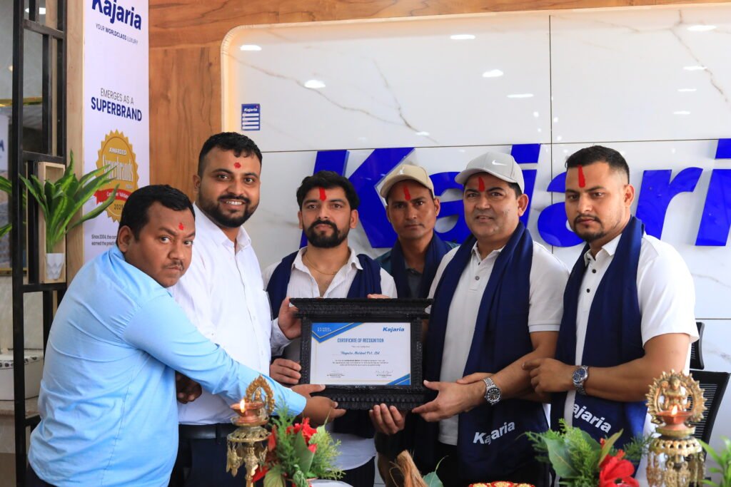 कजारियाको नयाँ शोरुम अब हापुरे, दाङमा : प्रिमियम टायल कलेक्सनको शुभारम्भ