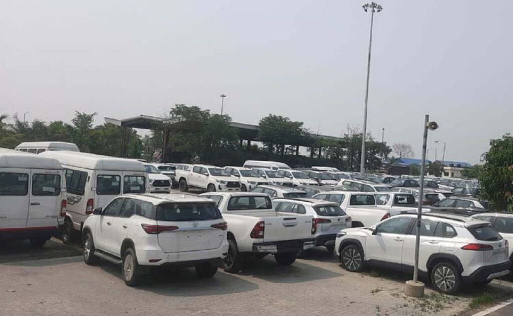 वीरगञ्ज हुँदै चार अर्ब दुई करोड मूल्यका विद्युतीय सवारीसाधन आयात