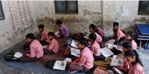 भारतका १ लाखभन्दा बढी विद्यालयहरूमा केवल एक शिक्षक