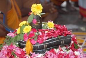 आज साउने सोमबार, व्रत बस्दा यी विषयमा दिनुस् विशेष ध्यान