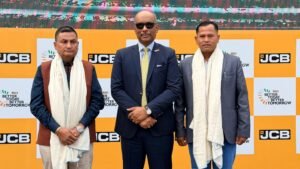 जेसीबी इन्डियाद्वारा भोटेकोशी बाढी उद्धारमा खटिएका नेपाली ग्राहकहरूको सम्मान