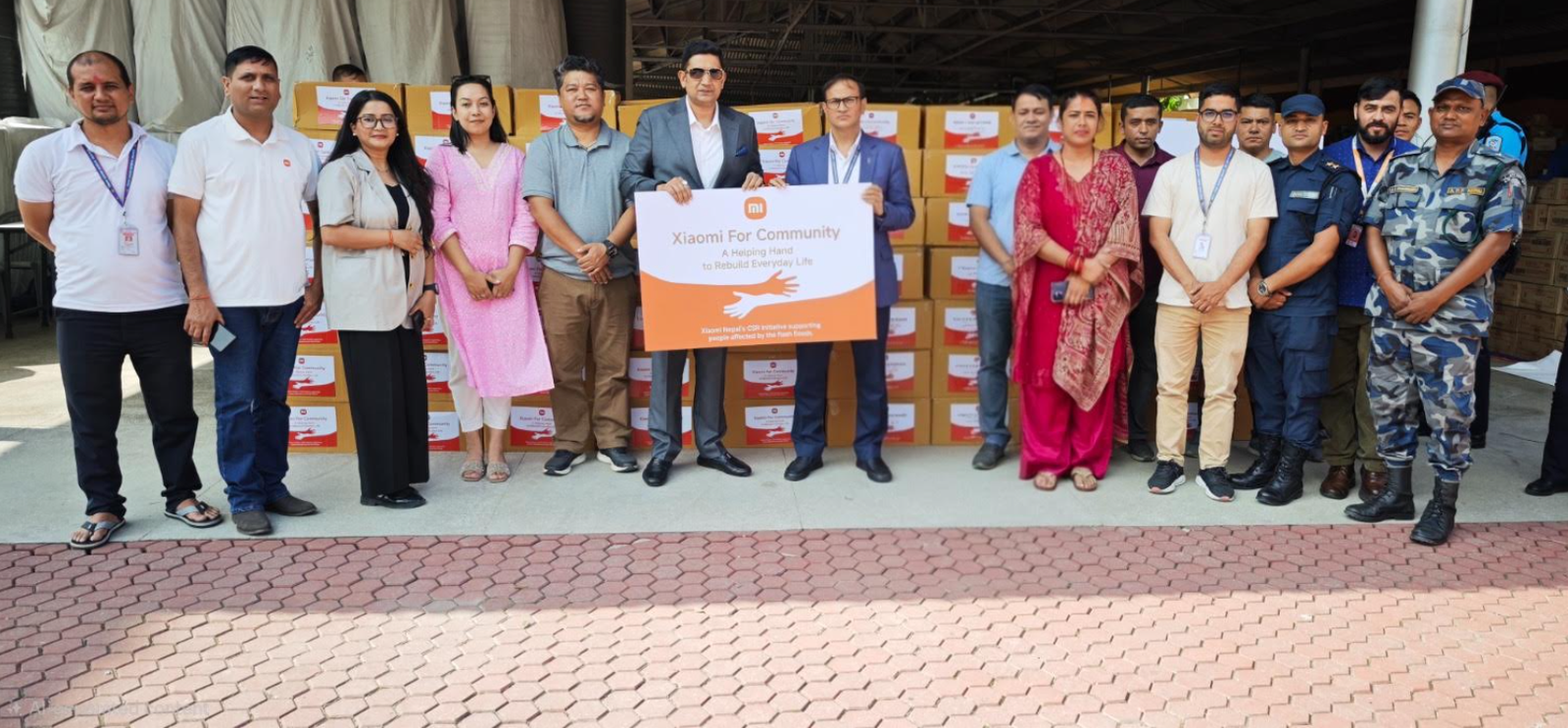 शाओमी नेपालद्वारा बाढीपीडितलाई अत्यावश्यक घरायसी सामग्री सहयोग