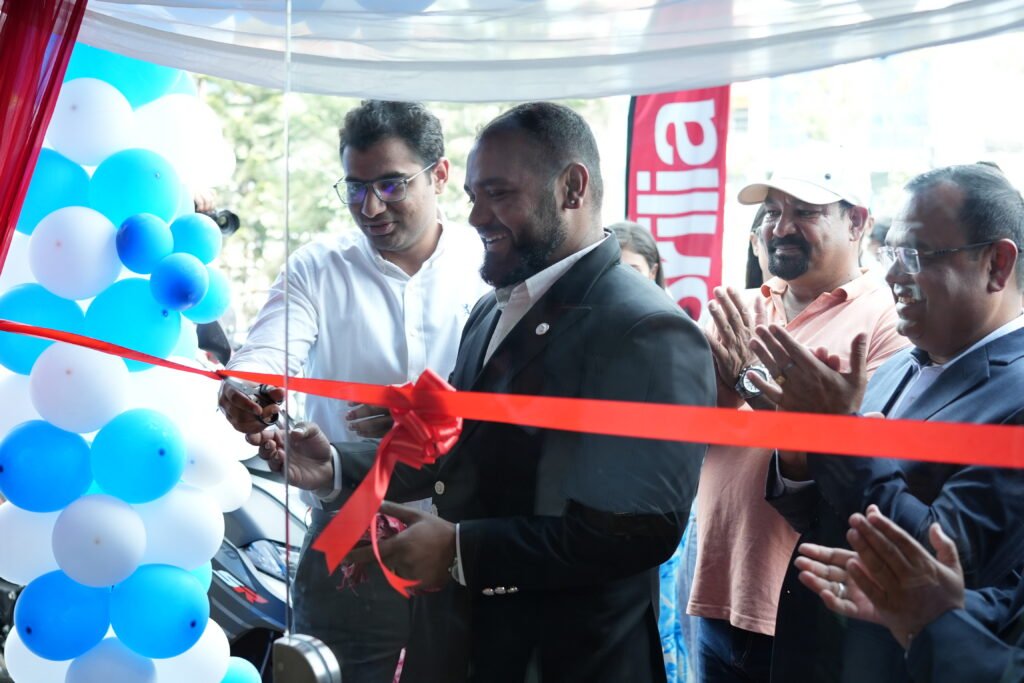 भक्तपुरमा भेस्पा र अप्रिलियाको आधुनिक सुविधासहित नयाँ शोरुम सञ्चालनमा